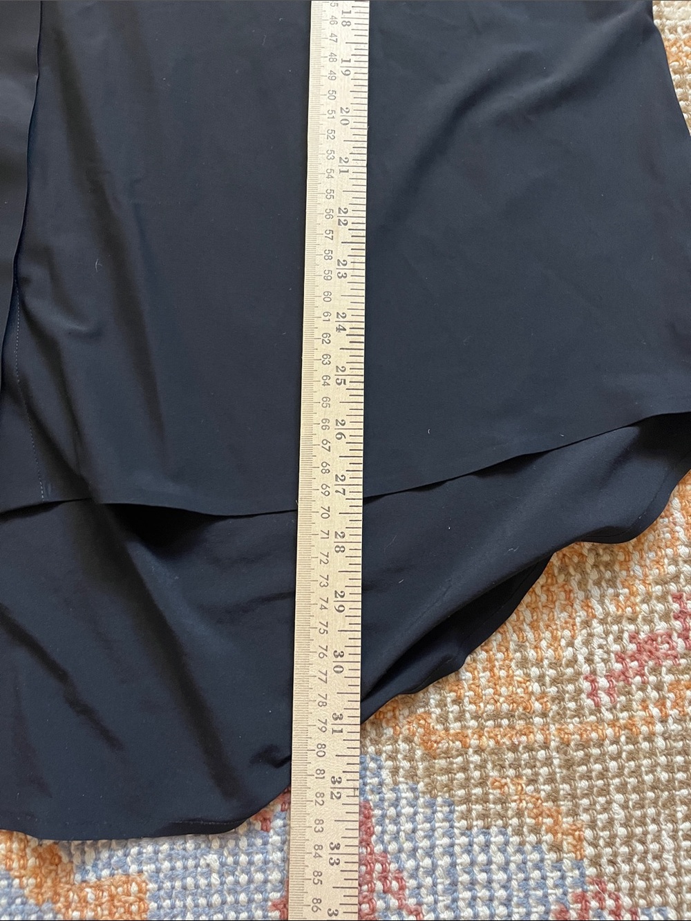 Athleta Urbanite Top Black XL Like New Lightweight Stretch Athleisure Tunic - Picture 10 of 10
